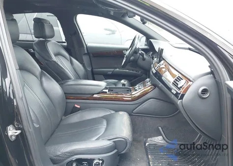 2015 Audi A8 L 4.0T из США, поврежденный, VIN WAU32AFD0FN040028